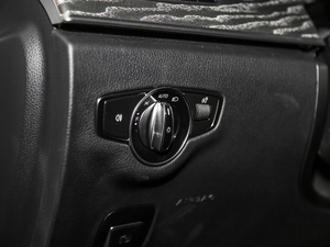 2018CLS 300 A п؅^(q)