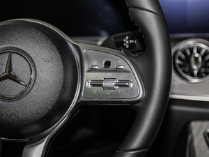 2018CLS 300 A п؅^(q)