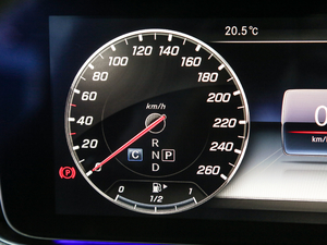 2018CLS 300 A п؅^(q)