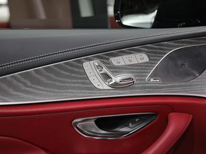 2018CLS 350 4MATIC {{