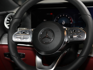 2018CLS 350 4MATIC п؅^