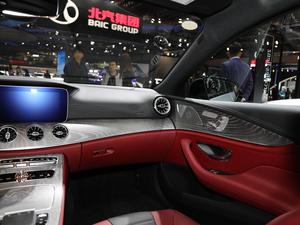 2018CLS 350 4MATIC п؅^