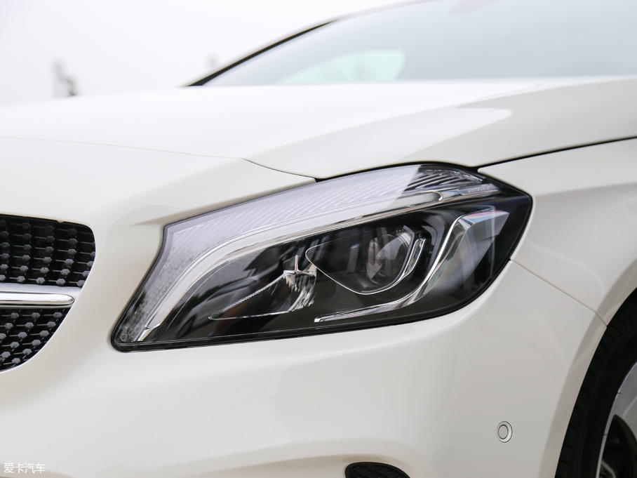 2018YA(M(jn)) A 200 r(sh)