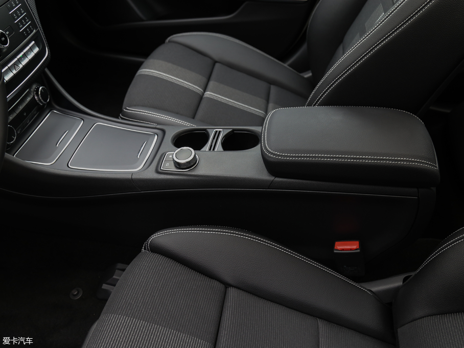 2018YA(M) A 200 r