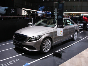 2019C 200 4MATIC ǰ45