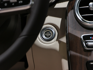 2019C 200 4MATIC п؅^