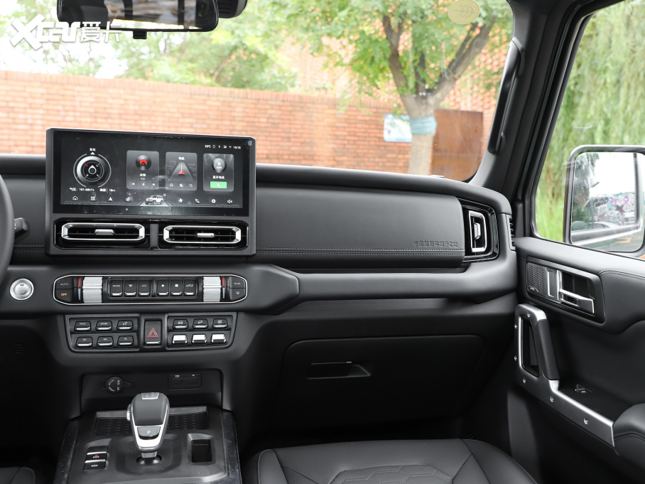 2024212 T01 2.0T Cе