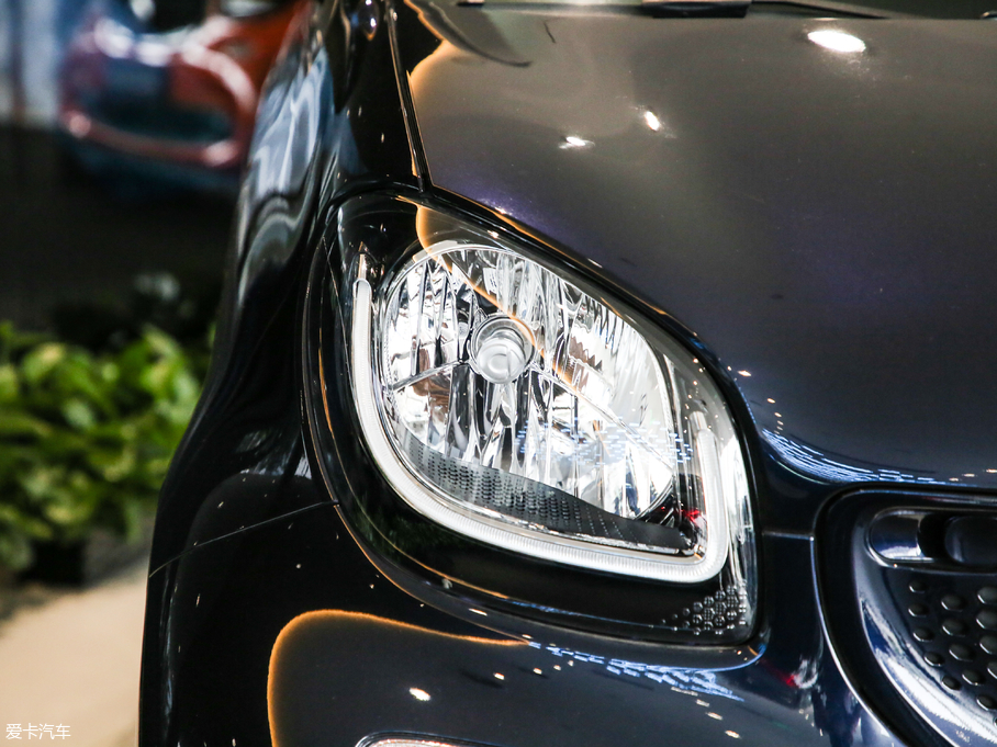 2019smart fortwo 0.9T 66ǧSL{؄e