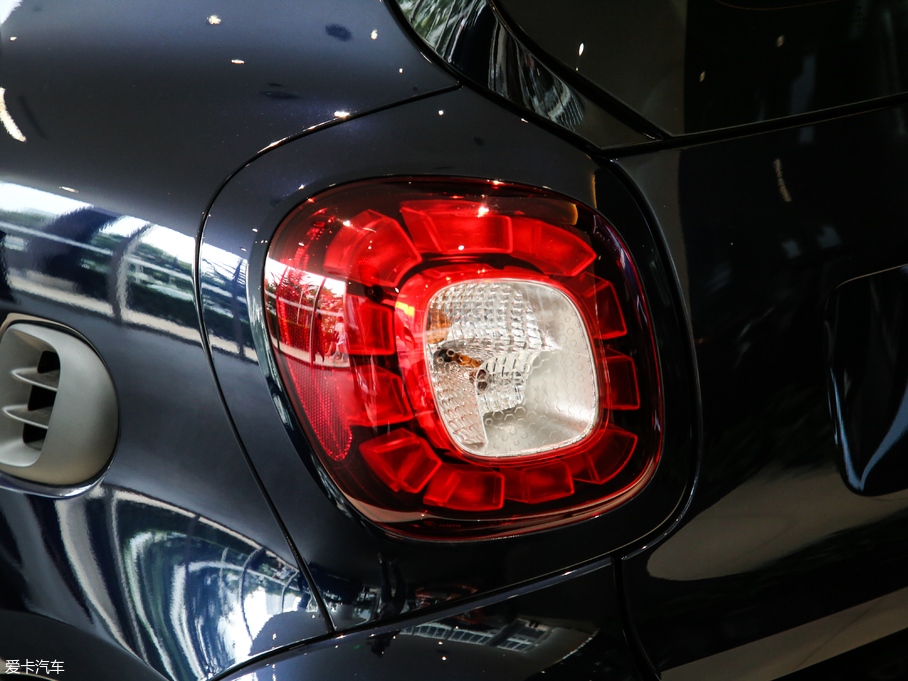 2019smart fortwo 0.9T 66ǧSL(fng){(ln)؄e