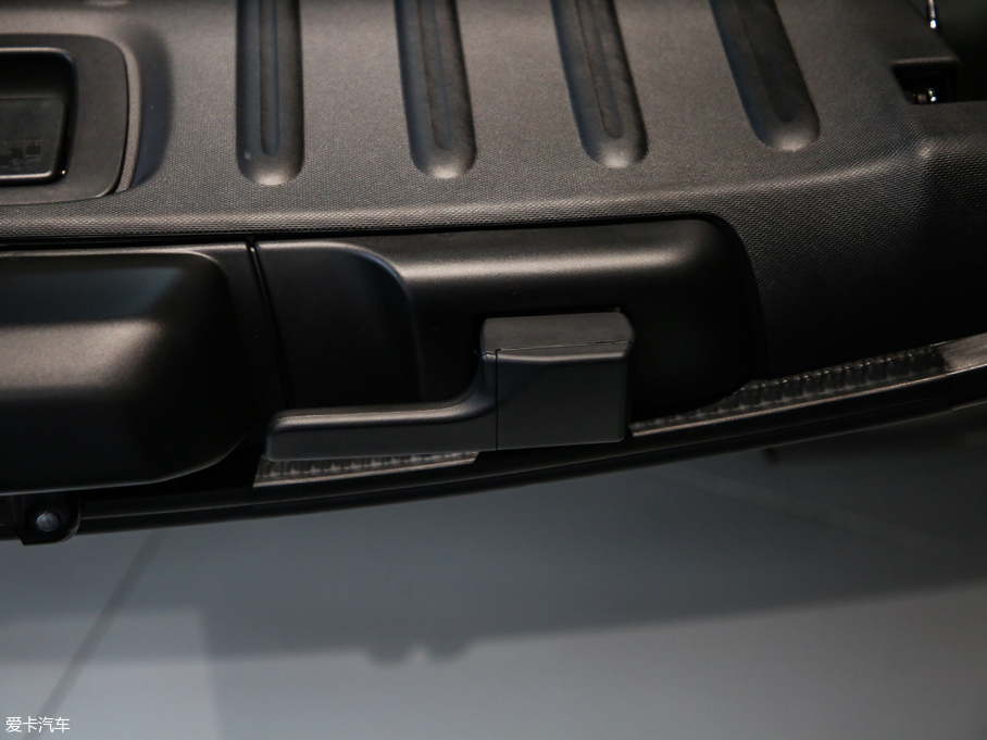 2019smart fortwo 0.9T 66ǧSL(fng){؄e