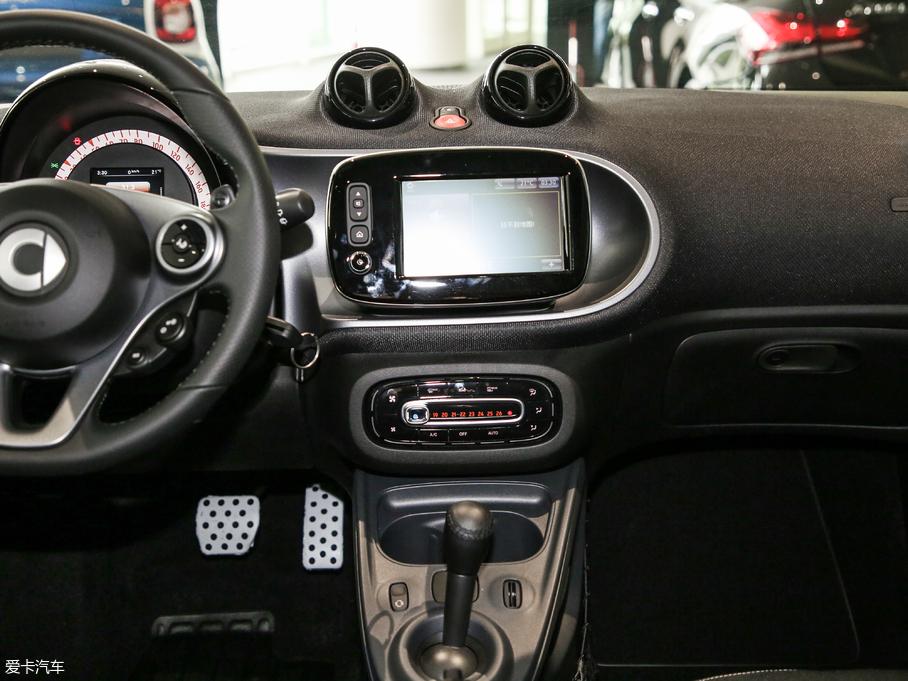 2019smart fortwo 0.9T 66ǧSL{؄e