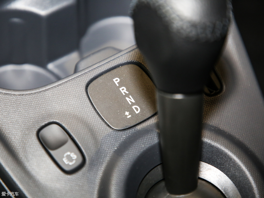 2019smart fortwo 0.9T 66ǧSL{؄e