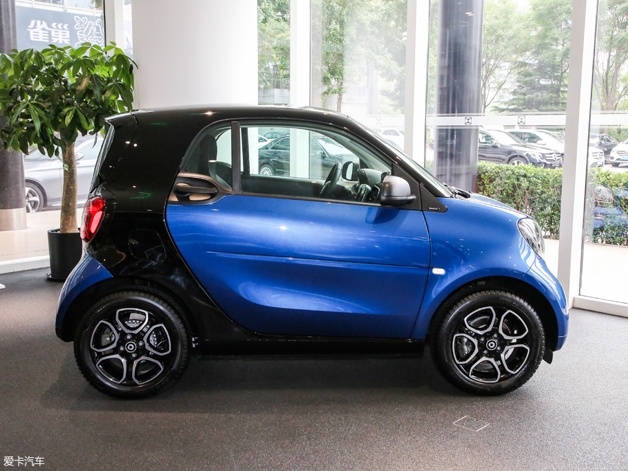 2019smart fortwo 0.9T 66ǧӲ VI