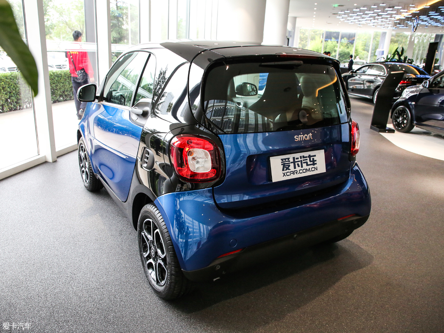 2019smart fortwo 0.9T 66ǧӲ프 VI