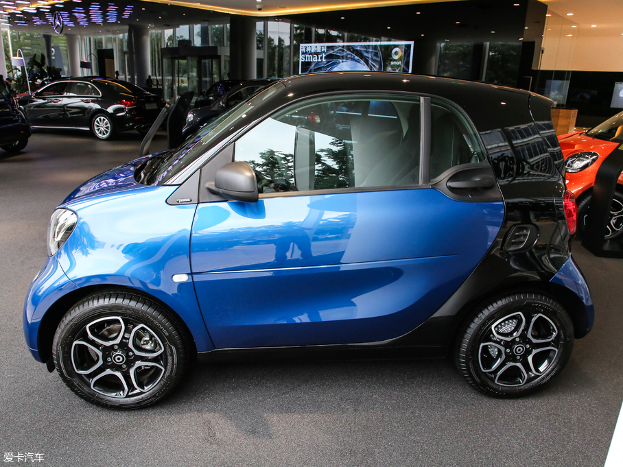2019smart fortwo 0.9T 66ǧӲ프 VI