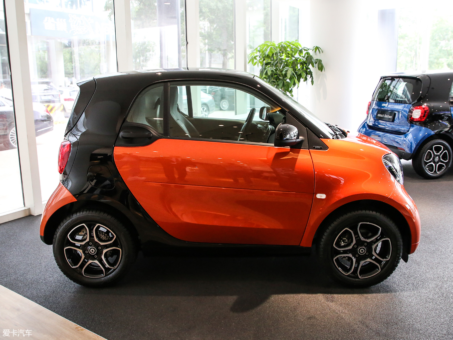 2019smart fortwo 0.9T 66ǧӲȷ VI