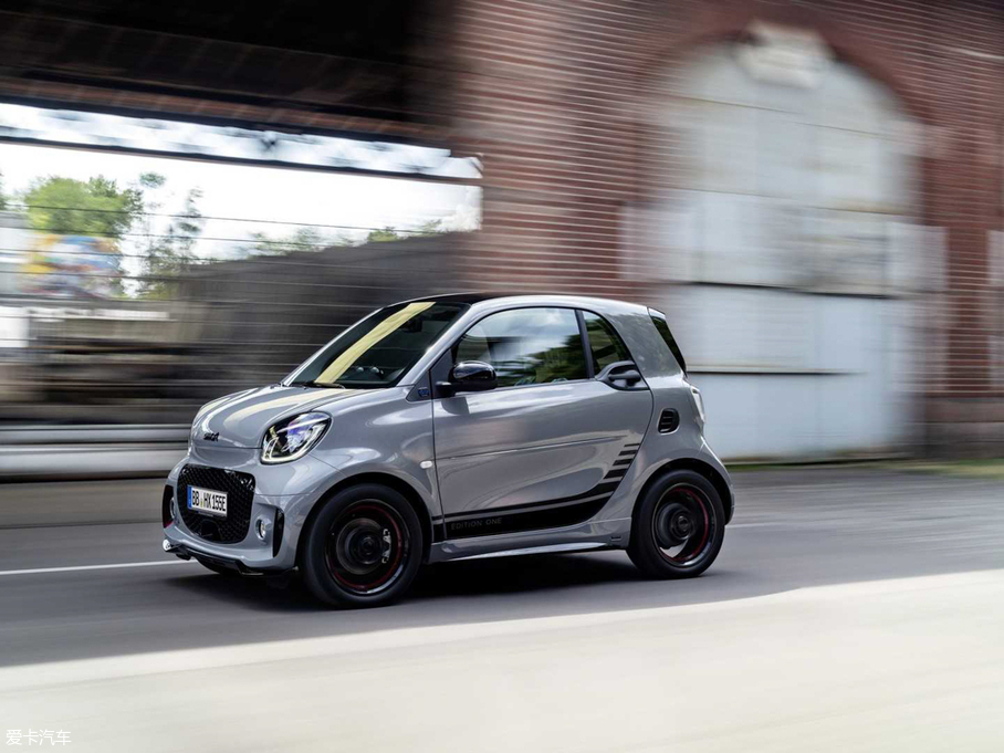 2019smart fortwo 늄܇ EQ 