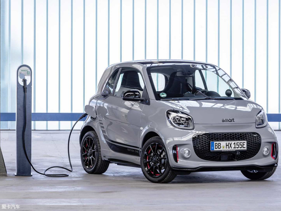 2019smart fortwo 늄܇ EQ 