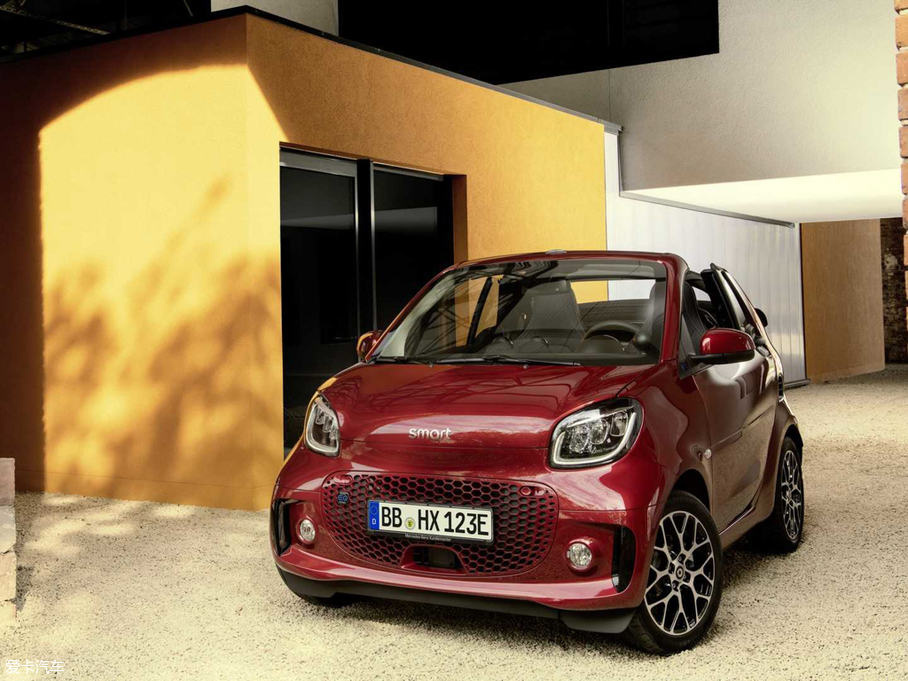 2019smart fortwo 늄܇ Cabrio