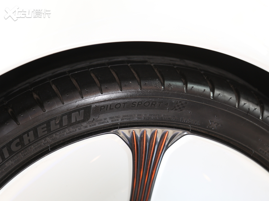 2017smart Vision EQ fortwo Concept