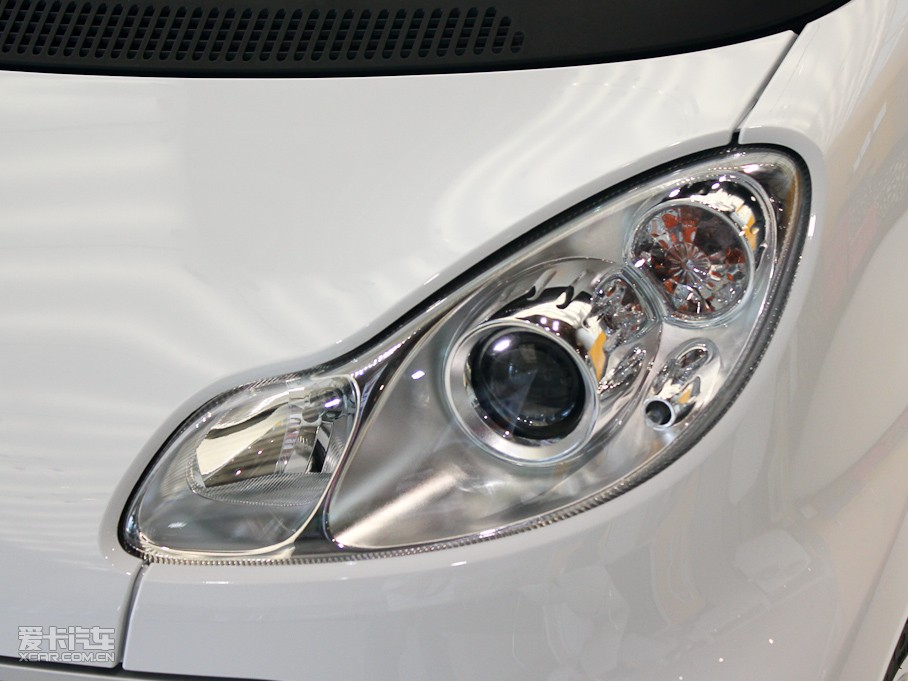 2011smart fortwo 1.0L MHD 