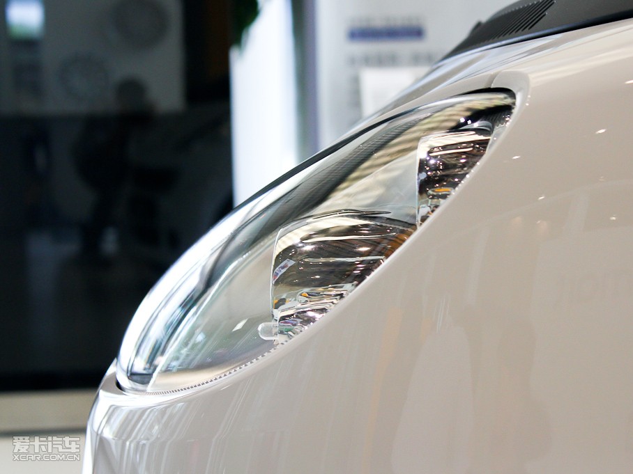 2011smart fortwo 1.0L MHD 