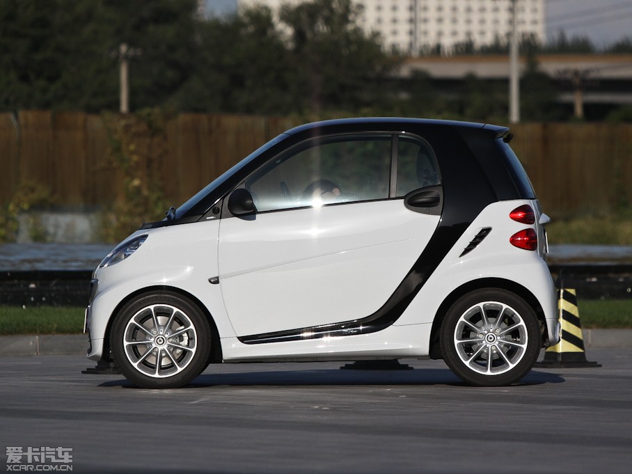 2012smart fortwo 1.0L MHD Ӳ피