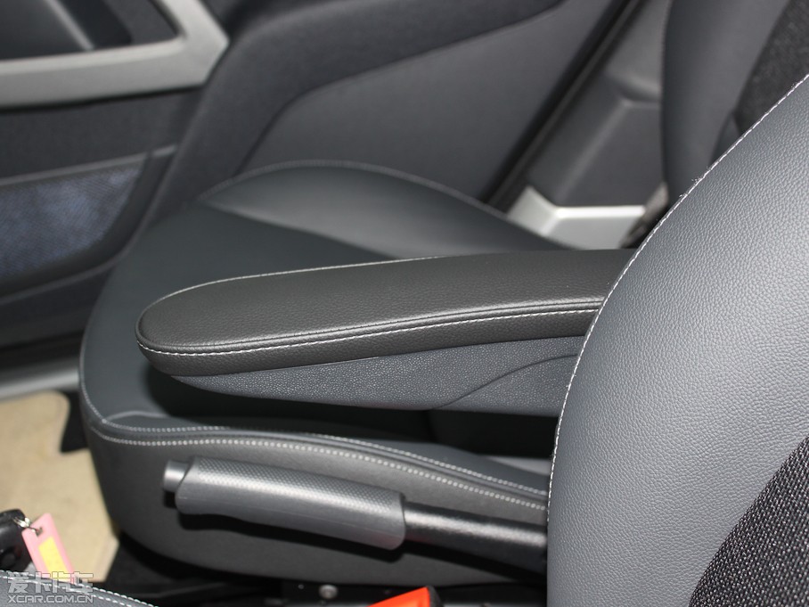 2012smart fortwo 1.0T Ӳ피