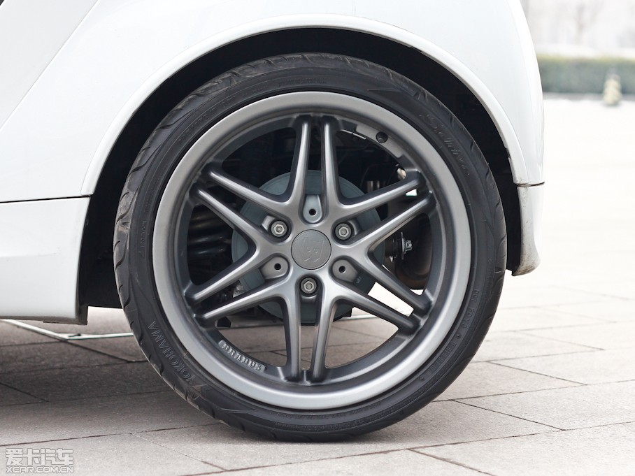 2012smart fortwo 1.0T BRABUS Xclusive