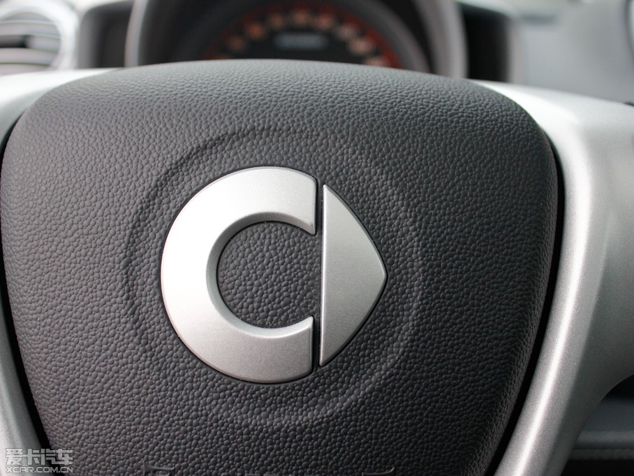 2012smart fortwo 1.0T BRABUS Xclusive