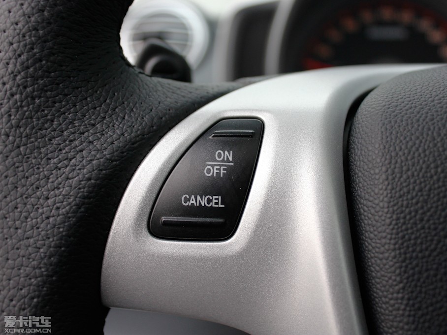 2012smart fortwo 1.0T BRABUS Xclusive