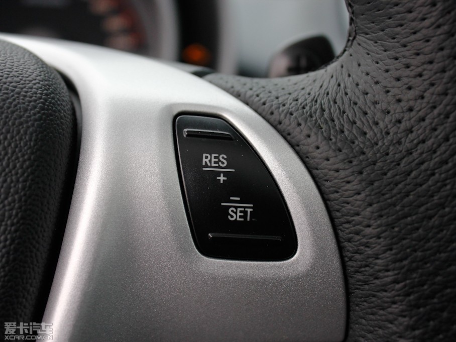 2012smart fortwo 1.0T BRABUS Xclusive