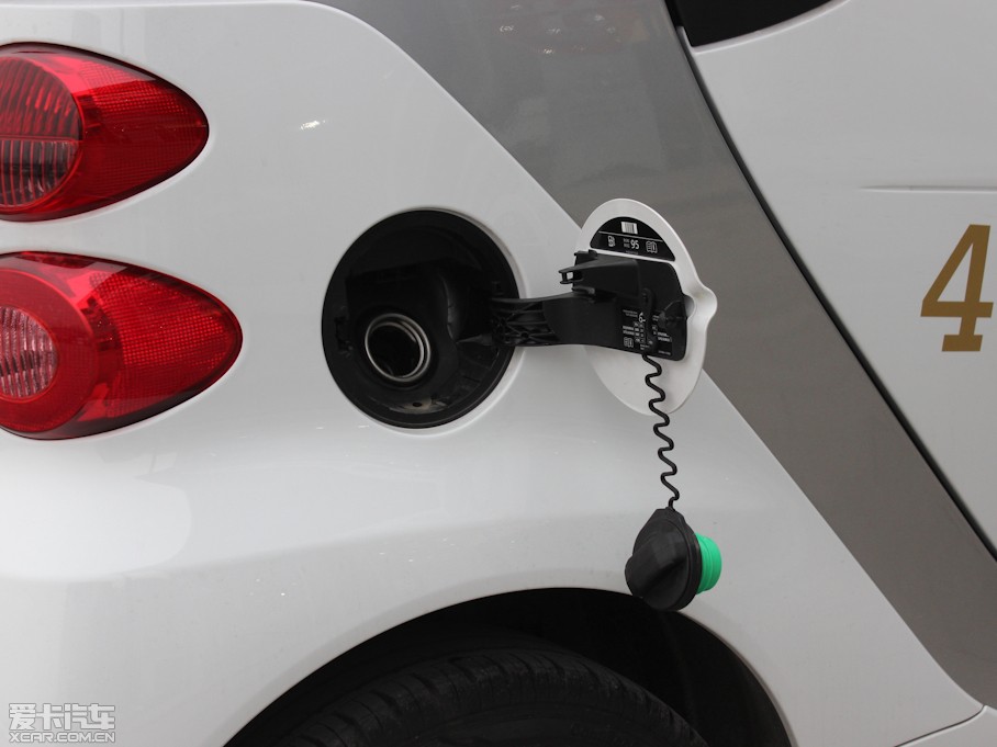 2012smart fortwo 1.0L MHD 