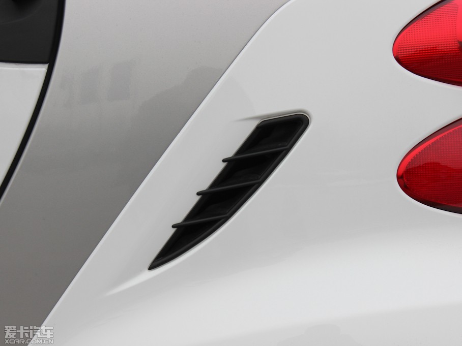 2012smart fortwo 1.0L MHD 