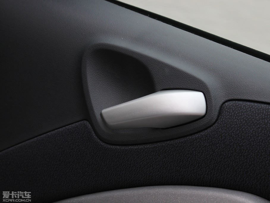 2012smart fortwo 1.0L MHD 