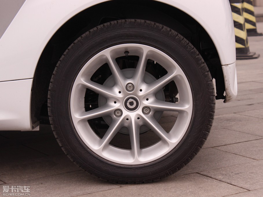 2012smart fortwo 1.0L MHD 