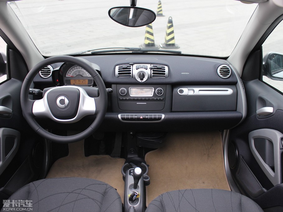 2012smart fortwo 1.0L MHD 