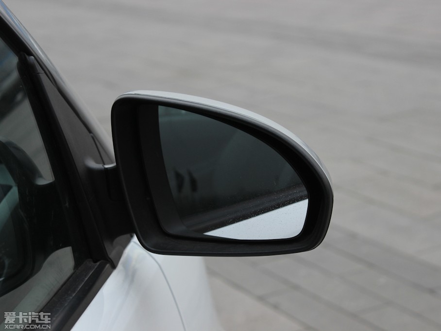 2012smart fortwo 1.0L MHD 