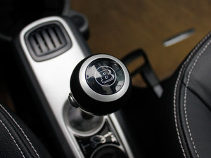 20121.0T BRABUS Xclusive п؅^