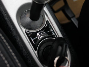 20121.0T BRABUS Xclusive п؅^