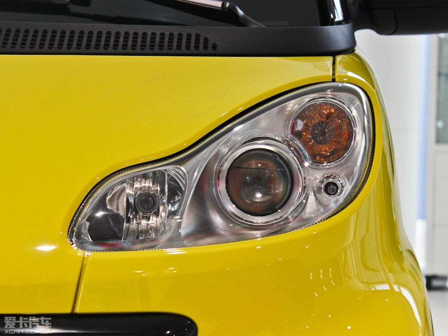 2013smart fortwo 1.0L MHD ؄e