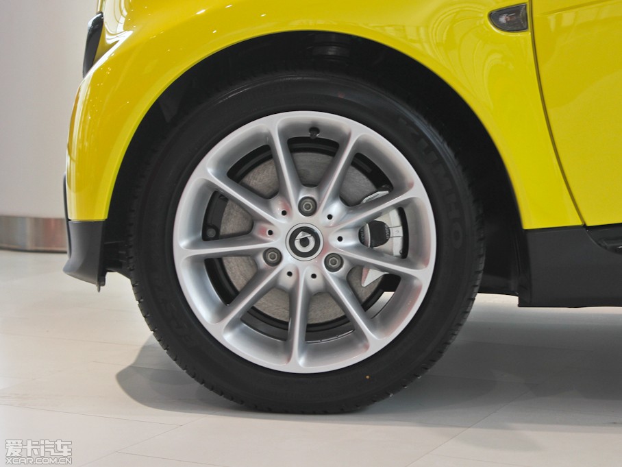 2013smart fortwo 1.0L MHD ؄e