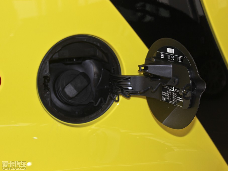 2013smart fortwo 1.0L MHD ؄e