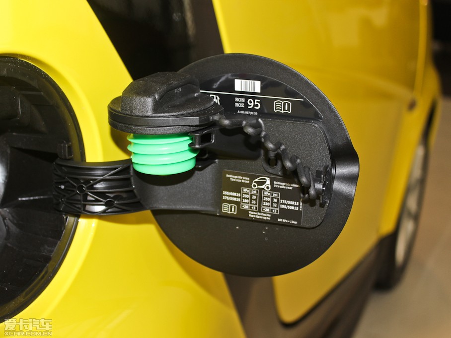 2013smart fortwo 1.0L MHD ؄e