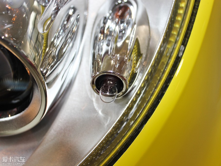 2013smart fortwo 1.0L MHD ؄e