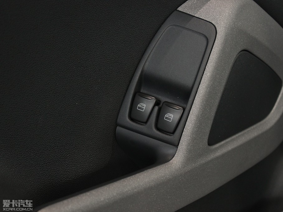 2013smart fortwo 1.0L MHD ؄e