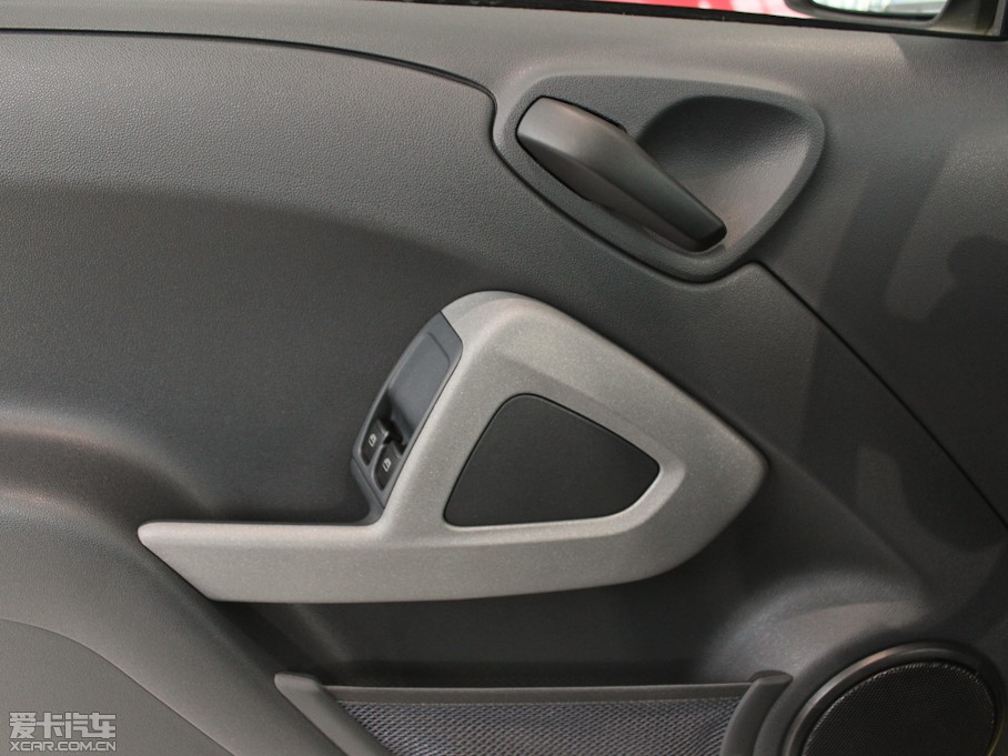 2013smart fortwo 1.0L MHD ؄e