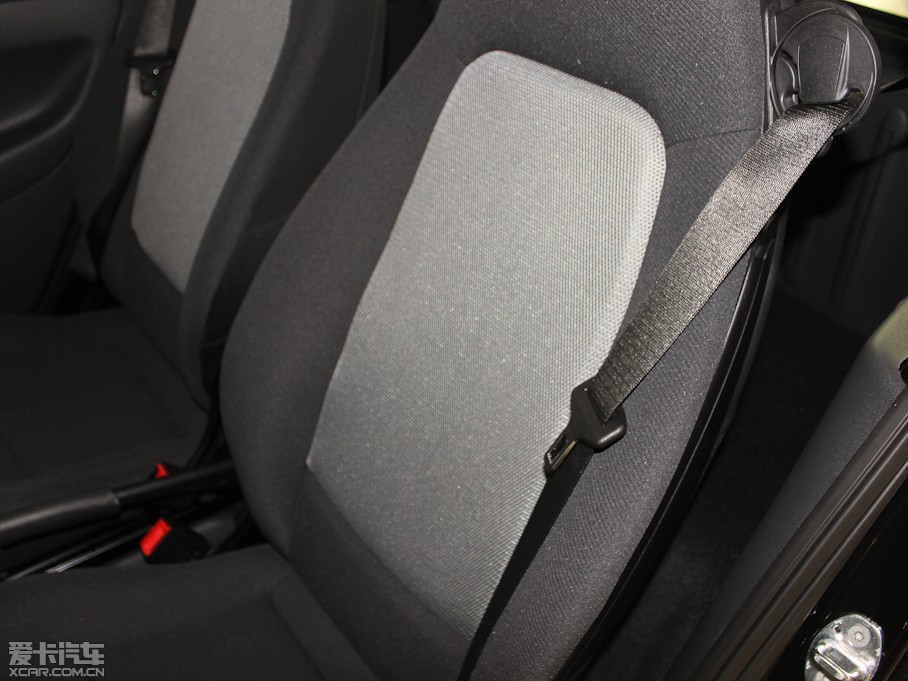 2013smart fortwo 1.0L MHD ؄e