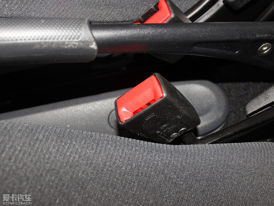 2013smart fortwo 1.0L MHD ؄e