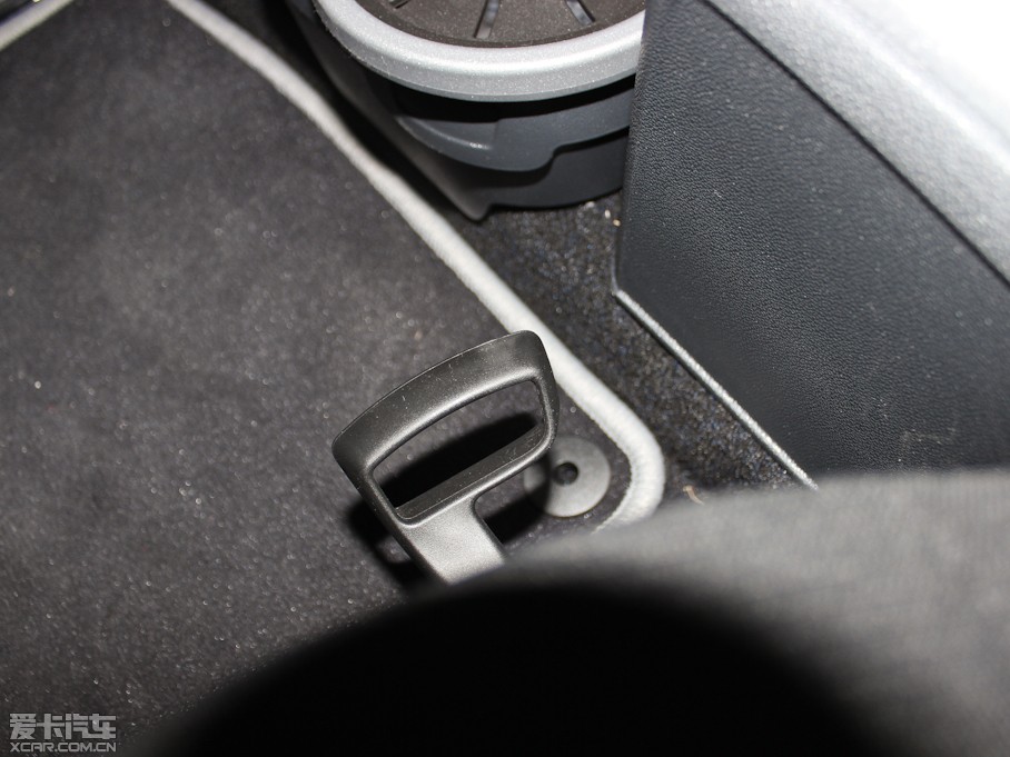 2013smart fortwo 1.0L MHD ؄e